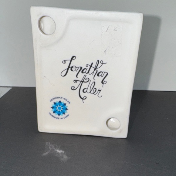 Jonathan Adler Kangaroo Match Strike White Ceramic - Picture 5 of 9